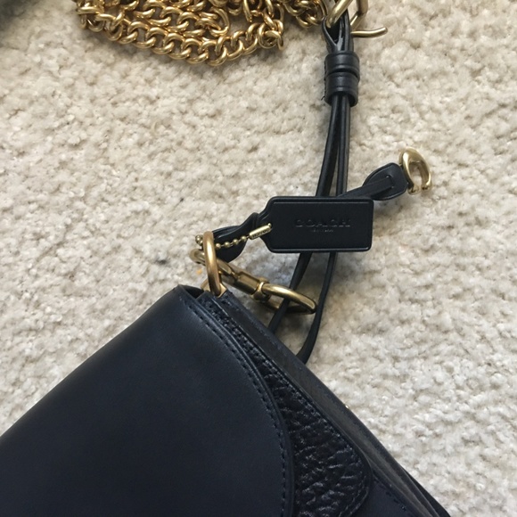 COACH CROSS BODY HANDBAG - Picture 6 of 6